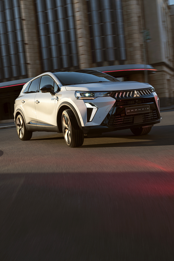 Der neue Grandis ¾-Frontalansicht des fahrendes Grandis