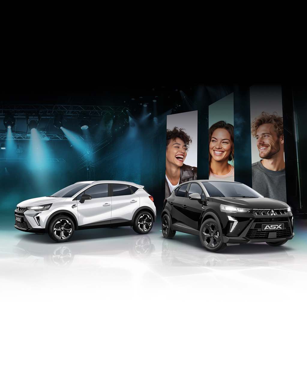 Mitsubishi ASX Sondermodelle – immer besonders Zwei Mitsubishi ASX Sondermodelle, ein Black und ein Select Fahrzeug, vor einer Bühnenkulisse mit Scheinwerfern; im Hintergrund sind lächelnde Gesichter auf großen Displays zu sehen.